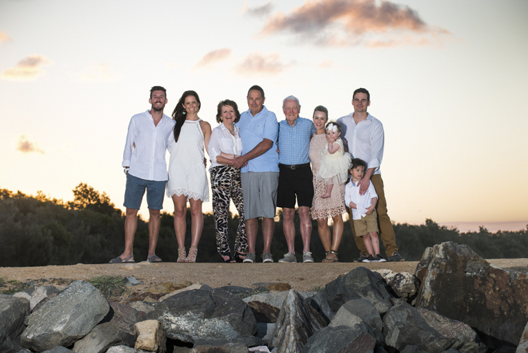 noosa beach family photographer, noosa hinterland family photographer, family portraits noosa phill jackson, large family groups on beach photographer phill jackson,Noos main beach family portraits, sunshine beach family portraits, noosa river family portraits,