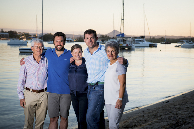 noosa beach family photographer, noosa hinterland family photographer, family portraits noosa phill jackson, large family groups on beach photographer phill jackson,Noos main beach family portraits, sunshine beach family portraits, noosa river family portraits,