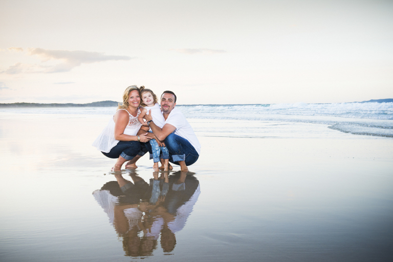 noosa beach family photographer, noosa hinterland family photographer, family portraits noosa phill jackson, large family groups on beach photographer phill jackson,Noos main beach family portraits, sunshine beach family portraits, noosa river family portraits,