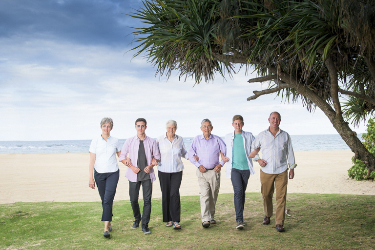 noosa beach family photographer, noosa hinterland family photographer, family portraits noosa phill jackson, large family groups on beach photographer phill jackson,Noos main beach family portraits, sunshine beach family portraits, noosa river family portraits,