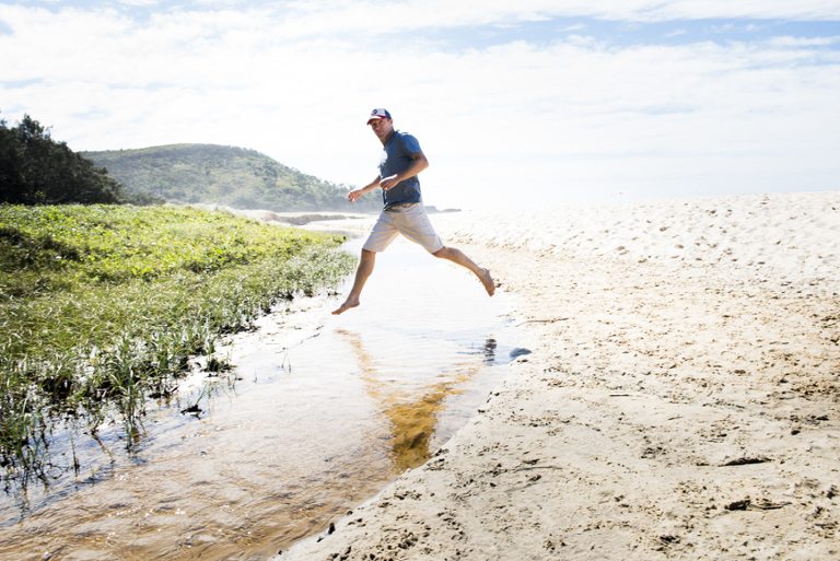 social media photographer noosa, instagram content photographer noosa, corporate portrait photographer noosa, corporate head shots photographer noosa, editorial portrait photographer noosa, social media instagram location portraits for andrew barnett,