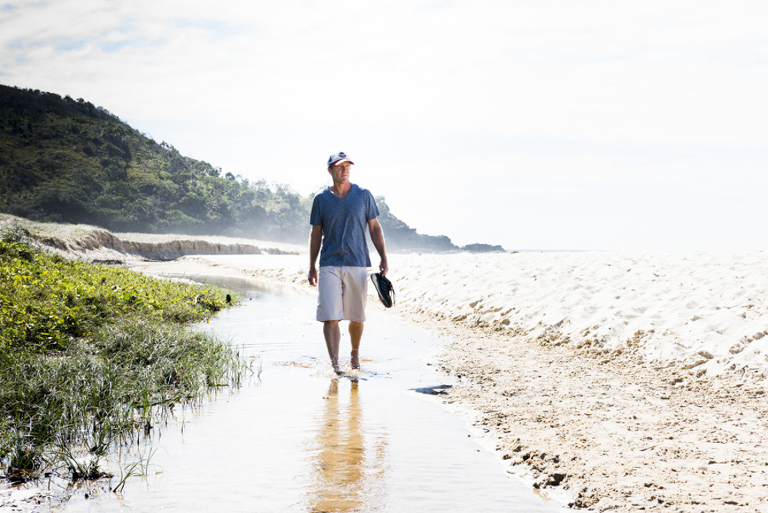 social media photographer noosa, instagram content photographer noosa, corporate portrait photographer noosa, corporate head shots photographer noosa, editorial portrait photographer noosa, social media instagram location portraits for andrew barnett,