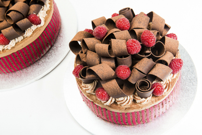 food photography for Fionas fancies noosa junction, food photographer noosa, cake photographer noosa, pastry photographer , noosa hospitality photographer phill jackson,