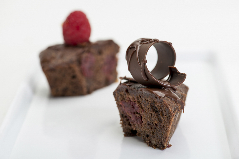 food photography for Fionas fancies noosa junction, food photographer noosa, cake photographer noosa, pastry photographer , noosa hospitality photographer phill jackson,