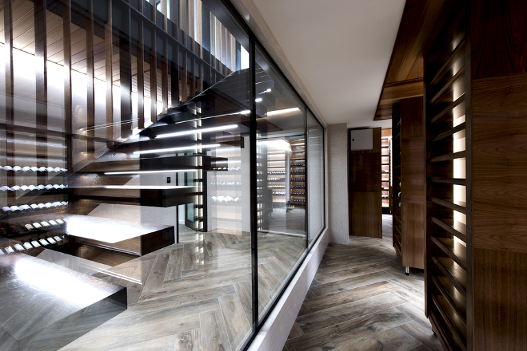 architectural photographer phill Jackson Noosa photographer, architectural photographer phill jackson, interior design photographer phill jackson , builders show home photographer phill jackson, award winning architectural designed home Noosa to Brisbane client robin payne and rui rosa, architecture photographer noosa to brisbane,