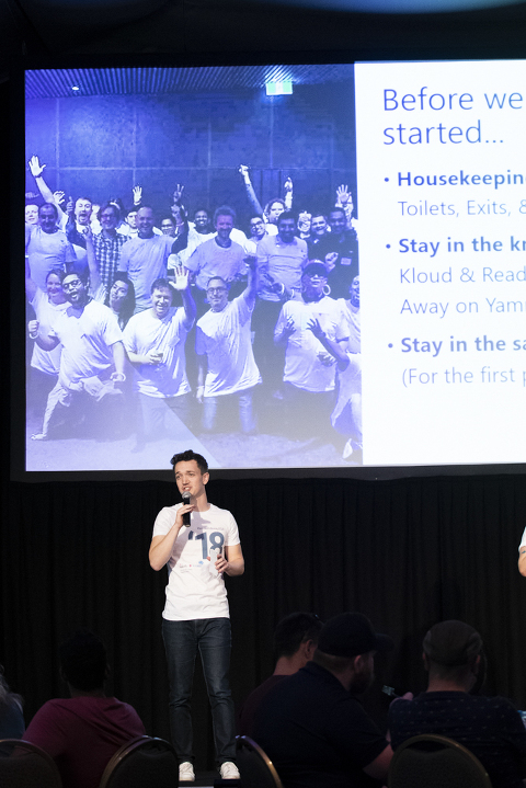 Noosa events & conference photographer, sunshine coast photographer events & conference, conference photographer twin waters Novotel, awards photographer noosa, gala night photographer noosa phill jackson