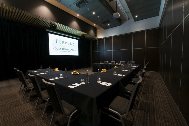 resort photography noosa peppers resort, resort photographer noosa, noosa interior photographer, lifestyle photographer phill jackson noosa,