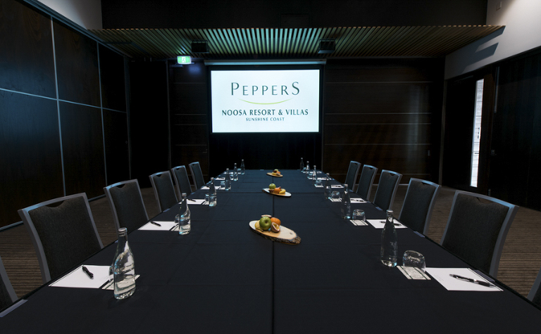 resort photography noosa peppers resort, resort photographer noosa, noosa interior photographer, lifestyle photographer phill jackson noosa,