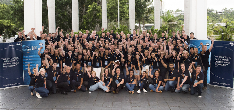 LARGE GROUP PHOTOGRAPHY SOFITEL NOOSA, CONFERENCE PHOTOGRAPHER NOOSA, gROUP PHOTOGRAPHER NOOSA