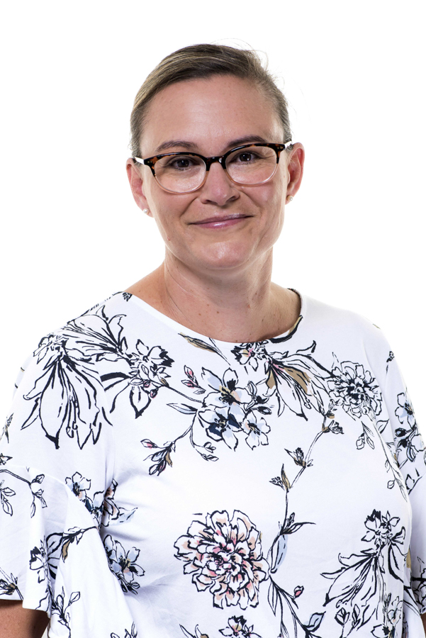 corporate portraits of doctors at noosa medical centre, corporate portrait photographer noosa