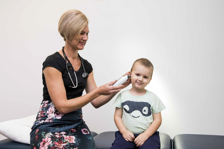 Noosa Medical centre photography, Corporate photography Noosa, Website photography for medical centre Noosa, Advertising photography for Noosa medical centre by phill jackson, doctor medical procedure noosa medical centre