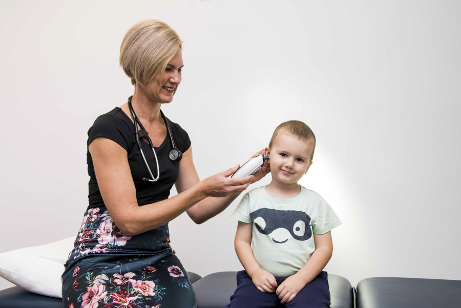Noosa Medical centre photography, Corporate photography Noosa, Website photography for medical centre Noosa, Advertising photography for Noosa medical centre by phill jackson, doctor medical procedure noosa medical centre