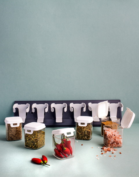 Lifestyle product photographer noosa, TM essential Lifestyle photography for advertising, product photography Noosa Studio, Noosa product photographer phill Jackson