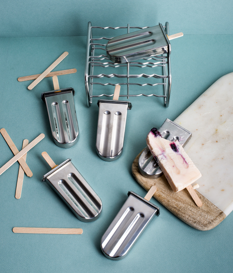 Lifestyle product photographer noosa, TM essential Lifestyle photography for advertising, product photography Noosa Studio, Noosa product photographer phill Jackson