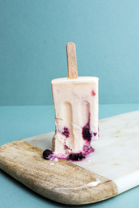 Lifestyle product photographer noosa, TM essential Lifestyle photography for advertising, product photography Noosa Studio, Noosa product photographer phill Jackson