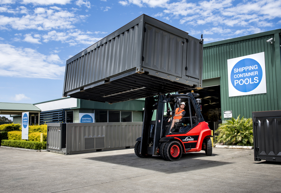 corporate photography for Linde & coolum container pools, PR photography Noosa, corporate photography noosa, Business profile photography Linde photographer phill jackson Noosa