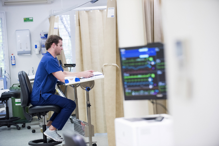 advertising  photographer phill jackson  client  Noosa  private  hospital 