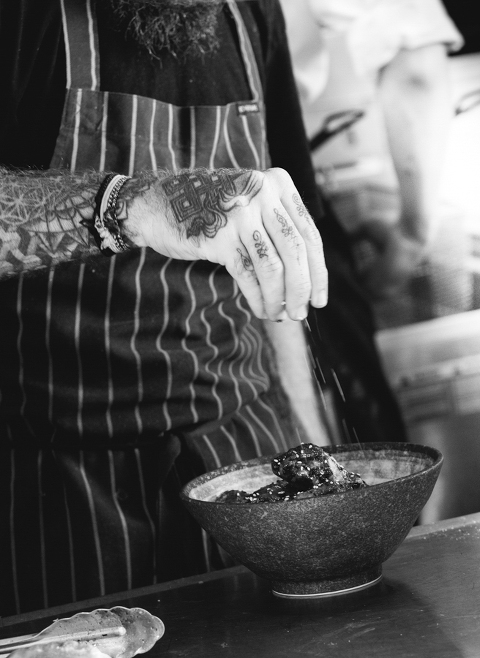 Chef cooking Rice boi Mooloolaba , phill jackson food photographer