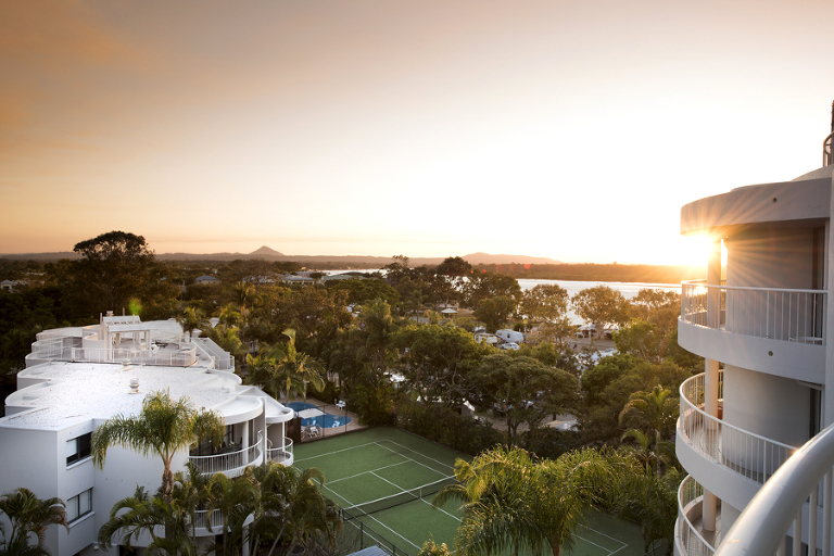 airbnb photography for Noosa penthouse apartment, stays style photography for executive penthouse apartment, Interior design photographer phill jackson Noosa