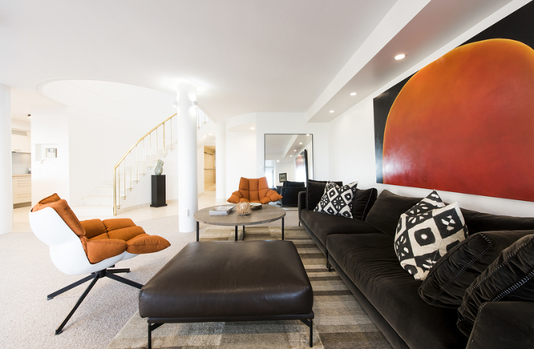 airbnb photography for Noosa penthouse apartment, stays style photography for executive penthouse apartment, Interior design photographer phill jackson Noosa