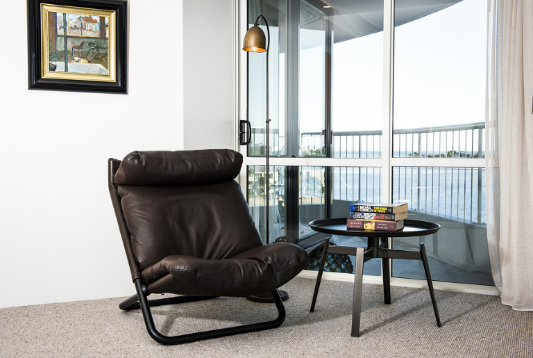 airbnb photography for Noosa penthouse apartment, stays style photography for executive penthouse apartment, Interior design photographer phill jackson Noosa