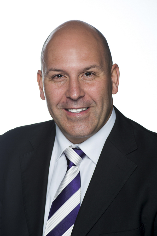 Corporate head shots photography by phill jackson noosa photographer