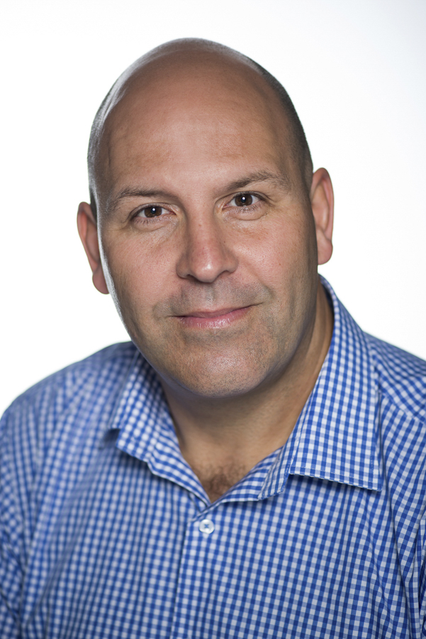 Corporate head shots photography by phill jackson noosa photographer
