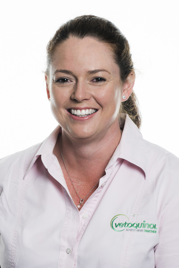 corporate head shots, head & shoulder portraits , Head shots noosa, phill jackson noosa corporate head shot photographer.