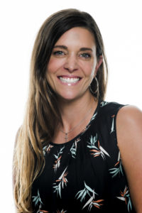 corporate head shots, head & shoulder portraits , Head shots noosa, phill jackson noosa corporate head shot photographer.