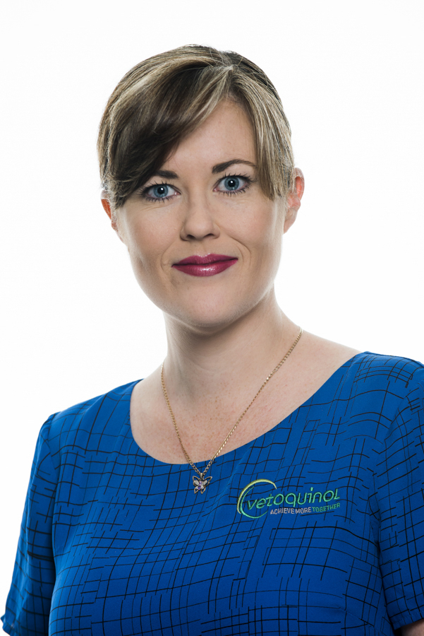 corporate head shots, head & shoulder portraits , Head shots noosa, phill jackson noosa corporate head shot photographer.