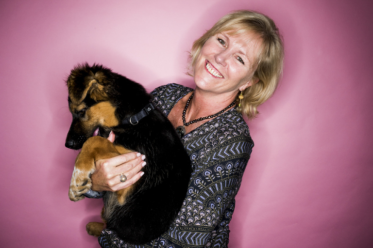 portraits ladies over 55, award winning portraits, Portraits of mature women, Studio and location portraits of women over 55 years,