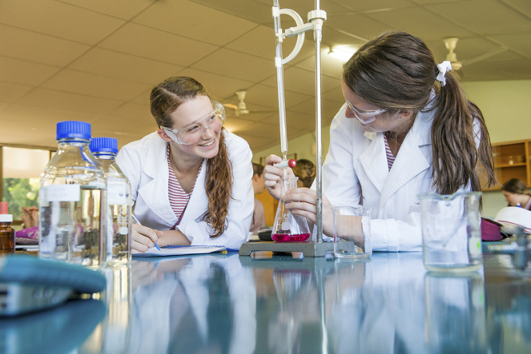 School prospectus photographer phill jackson Noosa, School photographer noosa, prospectus photographer schools noosa,